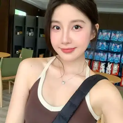 胡其